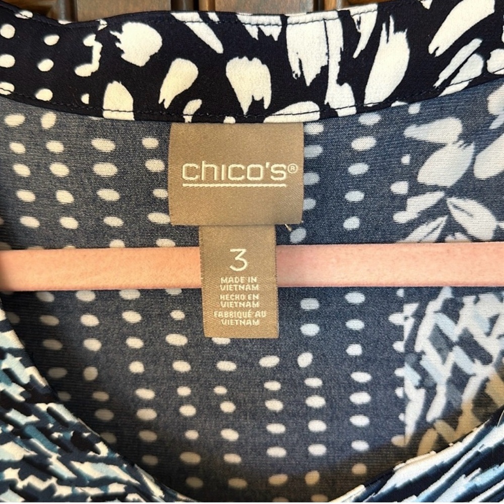 Chico’s Blue White Patchwork Patterned Tunic Blou… - image 5